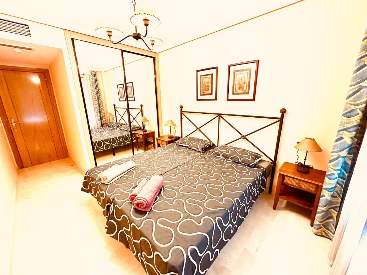 Amazing Beach Apartment!! 贝纳尔马德纳 外观 照片